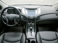 Hyundai  Elantra 哈韓族~~I Key影音天窗頂級版 | 新北市汽車商業同業公會｜TACA優良車商聯盟｜中古、二手車買車賣車公會認證保固