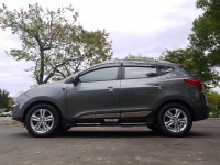 Hyundai  IX 35 2014型式2.0L柴油 4WD | 新北市汽車商業同業公會｜TACA優良車商聯盟｜中古、二手車買車賣車公會認證保固