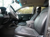 Hyundai  IX 35 2014型式2.0L柴油 4WD | 新北市汽車商業同業公會｜TACA優良車商聯盟｜中古、二手車買車賣車公會認證保固