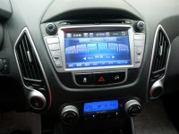 Hyundai  IX 35 2014型式2.0L柴油 4WD | 新北市汽車商業同業公會｜TACA優良車商聯盟｜中古、二手車買車賣車公會認證保固