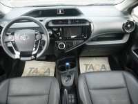 Toyota  Prius C 2019年最省油的油電車  | 新北市汽車商業同業公會｜TACA優良車商聯盟｜中古、二手車買車賣車公會認證保固