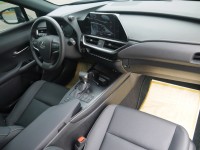 Lexus  UX250h 正2023年  UX250h | 新北市汽車商業同業公會｜TACA優良車商聯盟｜中古、二手車買車賣車公會認證保固