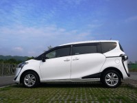 Toyota  SIENTA 正2022年 新車原廠保固中 | 新北市汽車商業同業公會｜TACA優良車商聯盟｜中古、二手車買車賣車公會認證保固