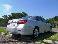 Toyota  Camry 正2014年 2.5L油電Q版最頂級 | 新北市汽車商業同業公會｜TACA優良車商聯盟｜中古、二手車買車賣車公會認證保固