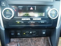 Toyota  Camry 正2014年 2.5L油電Q版最頂級 | 新北市汽車商業同業公會｜TACA優良車商聯盟｜中古、二手車買車賣車公會認證保固