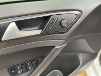 Volkswagen 福斯  Golf 最安全5門大空間小車省油省稅金 | 新北市汽車商業同業公會｜TACA優良車商聯盟｜中古、二手車買車賣車公會認證保固