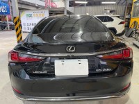 Lexus  ES 2018年新款Lexus ES200旗艦版內外漂亮 | 新北市汽車商業同業公會｜TACA優良車商聯盟｜中古、二手車買車賣車公會認證保固