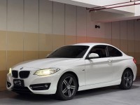BMW/ 寶馬  2 SERIES  220i 最好入手的雙門跑車 BMW 220i | 新北市汽車商業同業公會｜TACA優良車商聯盟｜中古、二手車買車賣車公會認證保固