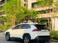 Toyota  RAV4 202豐田RAV4油電旗艦版 | 新北市汽車商業同業公會｜TACA優良車商聯盟｜中古、二手車買車賣車公會認證保固