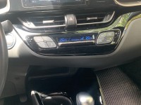 Toyota  C-HR ????????【熱門跨界跑旅登場】 2020年 Toyota C-HR 經典 1.2｜低里程僅跑24,000公里 強勢介入市場的高人氣車款！ | 新北市汽車商業同業公會｜TACA優良車商聯盟｜中古、二手車買車賣車公會認證保固