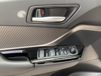 Toyota  C-HR ????【熱門跨界跑旅登場】 2020年 Toyota C-HR 經典 1.2｜低里程僅跑24,000公里 | 新北市汽車商業同業公會｜TACA優良車商聯盟｜中古、二手車買車賣車公會認證保固