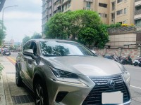 Lexus  NX ????**優質享受、平民價格入主豪華油電休旅！**???? ????售出：2019年 Lexus NX300h 豪華版 Hybrid油電???? | 新北市汽車商業同業公會｜TACA優良車商聯盟｜中古、二手車買車賣車公會認證保固
