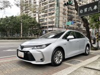 Toyota  Altis Toyota Corolla Altis 2022款 Hybrid尊爵 銀色 | 新北市汽車商業同業公會｜TACA優良車商聯盟｜中古、二手車買車賣車公會認證保固