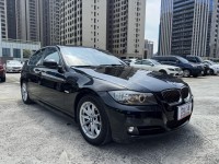 BMW/ 寶馬  3 SERIES  320i 跑6萬保證 車況氣質優 HID頭燈 導航搜尋：明旺汽車 | 新北市汽車商業同業公會｜TACA優良車商聯盟｜中古、二手車買車賣車公會認證保固