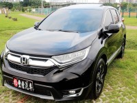 Honda  CR-V {頂級S版 跑9萬}18年CRV1.5S 黑~豐隆嚴選0頭款低月付專案~ | 新北市汽車商業同業公會｜TACA優良車商聯盟｜中古、二手車買車賣車公會認證保固