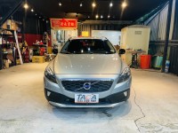 Volvo  V40 實車實價可分期V40 D4 Cross Country豪華精品代步車 | 新北市汽車商業同業公會｜TACA優良車商聯盟｜中古、二手車買車賣車公會認證保固