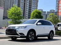 Mitsubishi  Outlander 《全台優質首選》2022 Mitsubishi Outlander S-AWC旗艦型 只跑5.5萬 安卓機 三菱 休旅車 | 新北市汽車商業同業公會｜TACA優良車商聯盟｜中古、二手車買車賣車公會認證保固