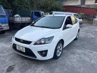 Ford/福特  Focus ~TACA優良車商~*(小林汽車)* 正2010年 FORD FOCUS 福特 佛卡斯 2.0 柴油 渦輪 白色 五門 手自排 雙色內裝 2.5代 | 新北市汽車商業同業公會｜TACA優良車商聯盟｜中古、二手車買車賣車公會認證保固