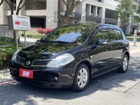 Nissan  Tiida 實價刊登★五門掀背 稀有超低里程 免鑰 定速 改安卓機 360環景影像 魔術空間 | 新北市汽車商業同業公會｜TACA優良車商聯盟｜中古、二手車買車賣車公會認證保固