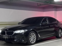 BMW/ 寶馬  5 SERIES  520i 小改款 G30 520i 輕油電 | 新北市汽車商業同業公會｜TACA優良車商聯盟｜中古、二手車買車賣車公會認證保固