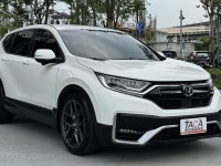 Honda  CR-V 金鑽店~選配超過10萬以上☆小改款5.5代 VTI-S.一手車+里程保證‧ACC跟車.車道偏移.360度環景 | 新北市汽車商業同業公會｜TACA優良車商聯盟｜中古、二手車買車賣車公會認證保固