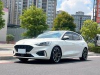 Ford/福特  Focus 《特價出清》2020 Ford Focus 5D ST-Line Lommel 全車如新 MK4 福特 熱門車 掀背車 | 新北市汽車商業同業公會｜TACA優良車商聯盟｜中古、二手車買車賣車公會認證保固