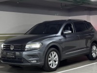 Volkswagen 福斯  Tiguan 七人座 330TSI 地瓜 TIGUAN | 新北市汽車商業同業公會｜TACA優良車商聯盟｜中古、二手車買車賣車公會認證保固