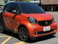 Smart  SMART FORTWO 金鑽店~新進2019年式 SMART FORTWO 2人座 6速雙離合器自手排 自然進氣 1.0 後輪驅動 71匹馬力 此車超省油省稅 遮風擋雨 冬暖夏涼 停車超方便 情侶外出遊玩神車！ | 新北市汽車商業同業公會｜TACA優良車商聯盟｜中古、二手車買車賣車公會認證保固