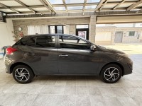 Toyota  Yaris 僅跑6千公里 實車實價可分期Yaris輕巧省油代步小車 | 新北市汽車商業同業公會｜TACA優良車商聯盟｜中古、二手車買車賣車公會認證保固
