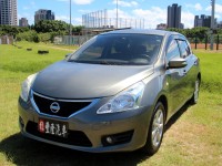 Nissan  Tiida {跑15萬 無待修}13年TIIDA1.5灰~豐隆嚴選0頭款低月付專案 | 新北市汽車商業同業公會｜TACA優良車商聯盟｜中古、二手車買車賣車公會認證保固