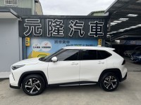 Toyota  Yaris 2024 Toyota Yaris Cross 電動尾門-LED大燈-原價82萬 | 新北市汽車商業同業公會｜TACA優良車商聯盟｜中古、二手車買車賣車公會認證保固