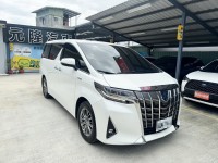 Toyota  ALPHARD 23年式 Toyota Alphard 2.5 Hybrid 油電混合 | 新北市汽車商業同業公會｜TACA優良車商聯盟｜中古、二手車買車賣車公會認證保固
