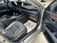 Lexus  ES 2016 Lexus ES 300h 旗艦版 | 新北市汽車商業同業公會｜TACA優良車商聯盟｜中古、二手車買車賣車公會認證保固