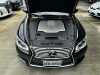 Lexus  LS 2014 Lexus LS 460L 頂級長軸版 一手.里程低.總裁級座車 | 新北市汽車商業同業公會｜TACA優良車商聯盟｜中古、二手車買車賣車公會認證保固