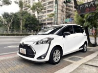 Toyota  SIENTA 豪華+ 單電動滑門 盲點偵測 倒車影像 免鑰匙 原版件 全原廠保養 | 新北市汽車商業同業公會｜TACA優良車商聯盟｜中古、二手車買車賣車公會認證保固