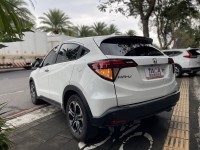 Honda  HR-V 頂規S版//衛星導航//行車紀錄器// I-KEY//摸門.免鑰匙系統//定速 | 新北市汽車商業同業公會｜TACA優良車商聯盟｜中古、二手車買車賣車公會認證保固