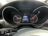 Mercedes-Benz/賓士   V-CLASS v220d | 新北市汽車商業同業公會｜TACA優良車商聯盟｜中古、二手車買車賣車公會認證保固