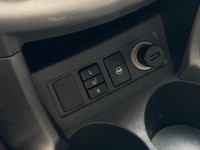 Toyota  RAV4 3代進口.天窗型.車況好.影音特仕.雙區恆溫// 裕昌汽車UCcar | 新北市汽車商業同業公會｜TACA優良車商聯盟｜中古、二手車買車賣車公會認證保固