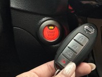 Nissan  Sentra 超低里程數!僅跑三萬多 ! 定速、循跡防滑、胎壓監控、倒車顯影、行車紀錄 | 新北市汽車商業同業公會｜TACA優良車商聯盟｜中古、二手車買車賣車公會認證保固