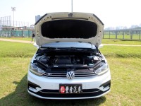 Volkswagen 福斯  Golf {原鈑件 內外如新}17年GOLF Sportsvan 280RLine白 | 新北市汽車商業同業公會｜TACA優良車商聯盟｜中古、二手車買車賣車公會認證保固