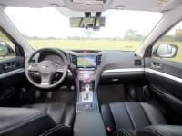 Subaru  Legacy {原鈑件 一年跑1萬}13年LEGACY2.0白~豐隆嚴選0頭款低月付專案 | 新北市汽車商業同業公會｜TACA優良車商聯盟｜中古、二手車買車賣車公會認證保固