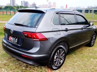 Volkswagen 福斯  Tiguan {保固 輕鬆擁有}20年TIGUAN 280TSI 灰~風龍岩選0頭款低月付專案~ | 新北市汽車商業同業公會｜TACA優良車商聯盟｜中古、二手車買車賣車公會認證保固