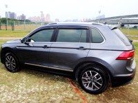 Volkswagen 福斯  Tiguan {保固 輕鬆擁有}20年TIGUAN 280TSI 灰~風龍岩選0頭款低月付專案~ | 新北市汽車商業同業公會｜TACA優良車商聯盟｜中古、二手車買車賣車公會認證保固