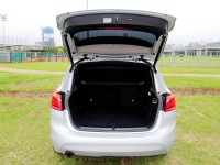 BMW/ 寶馬  2 SERIES  218i {才跑5.6萬}17年218 AT 銀~豐隆嚴選0頭款低月付專案 | 新北市汽車商業同業公會｜TACA優良車商聯盟｜中古、二手車買車賣車公會認證保固