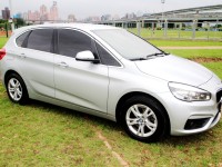 BMW/ 寶馬  2 SERIES  218i {才跑5.6萬}17年218 AT 銀~豐隆嚴選0頭款低月付專案 | 新北市汽車商業同業公會｜TACA優良車商聯盟｜中古、二手車買車賣車公會認證保固