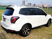 Subaru  Forester {原鈑件 旗艦款}15年 FORESTER 2.0XT-P白~豐隆嚴選0頭款低月付專案~ | 新北市汽車商業同業公會｜TACA優良車商聯盟｜中古、二手車買車賣車公會認證保固
