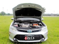 Toyota  Camry {跑10萬 內外新}18年式 CAMRY2.5 油電 銀~豐隆嚴選0頭款低月付專案 | 新北市汽車商業同業公會｜TACA優良車商聯盟｜中古、二手車買車賣車公會認證保固