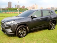 Toyota  RAV4 {才跑1.9萬 旗艦款}23年式RAV4 2.0灰~豐隆嚴選0頭款低月付專案 | 新北市汽車商業同業公會｜TACA優良車商聯盟｜中古、二手車買車賣車公會認證保固