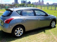 Nissan  Tiida {跑15萬 無待修}13年TIIDA1.5灰~豐隆嚴選0頭款低月付專案 | 新北市汽車商業同業公會｜TACA優良車商聯盟｜中古、二手車買車賣車公會認證保固