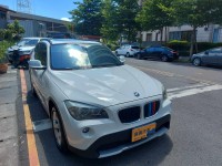 BMW/ 寶馬  X1 SERIES  X1 xDrive20d 稀有4WD 2011年X1全景天窗20D柴油小改款 僅跑14萬女用車 全額貸款 | 新北市汽車商業同業公會｜TACA優良車商聯盟｜中古、二手車買車賣車公會認證保固